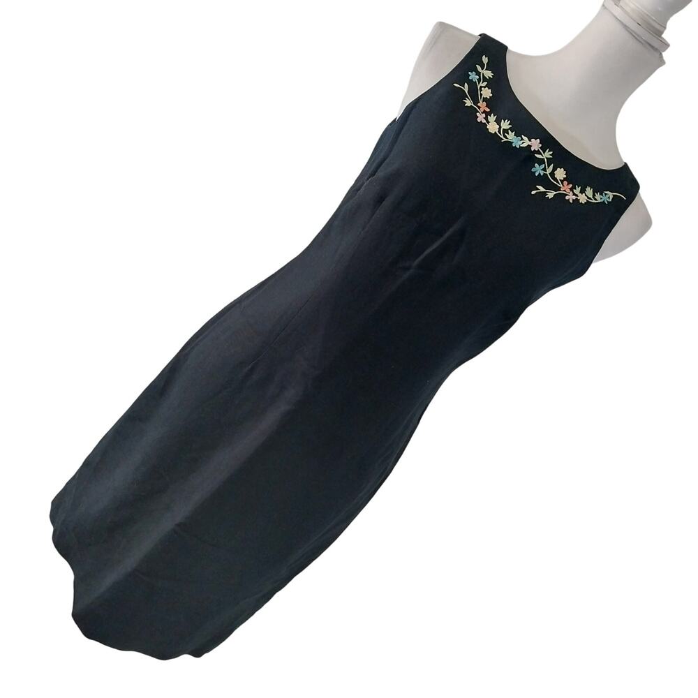 CASUAL CORNER! BLACK LINEN BLEND SHOFT STYLE, EMBROIDERED FLOWERS DRESS! SZ 2